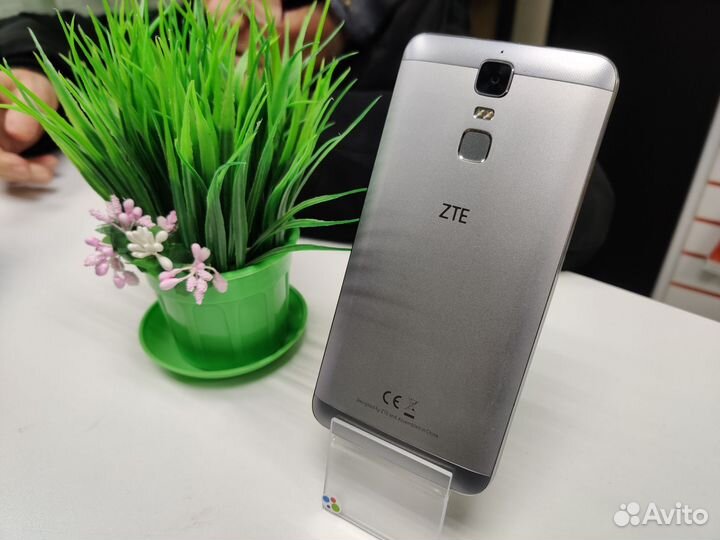ZTE Blade A610 Plus, 2/16 ГБ