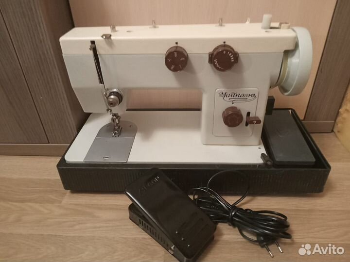 Швейная машина Подольск 143