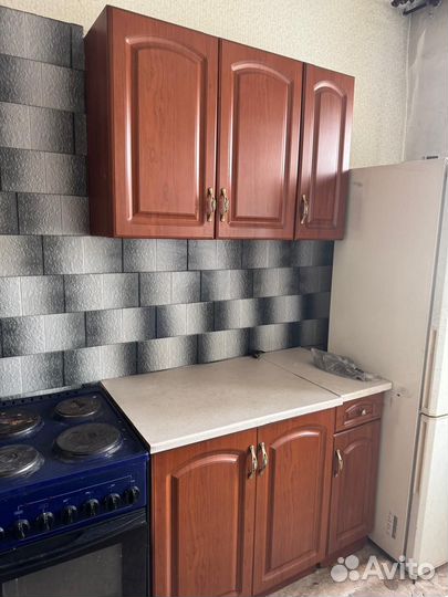 Продам кухонный гарнитур бу