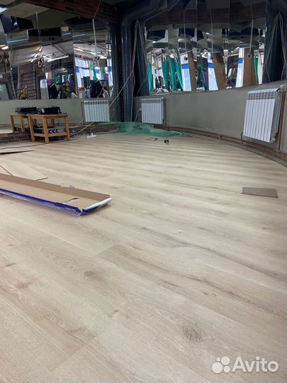 Укладка плитки пвх