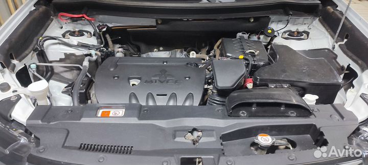 Mitsubishi Outlander 2.0 CVT, 2016, 104 000 км