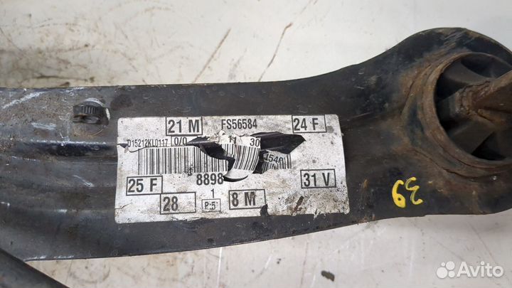 Ступица (кулак, цапфа) левая задняя Ford Focus 3