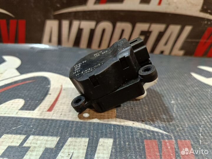 Сервопривод заслонок печки Ford Mondeo 3