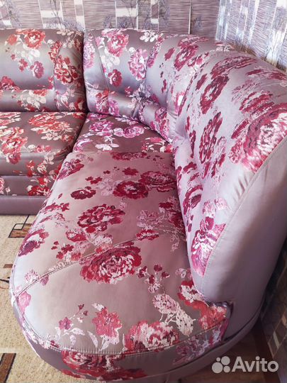 Угловой диван