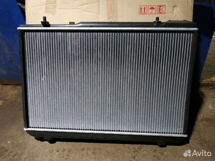 Радиатор охлаждения Ssang Yong Korando