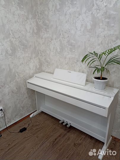 Цифровое фортепиано Casio Celviano AP-270WE