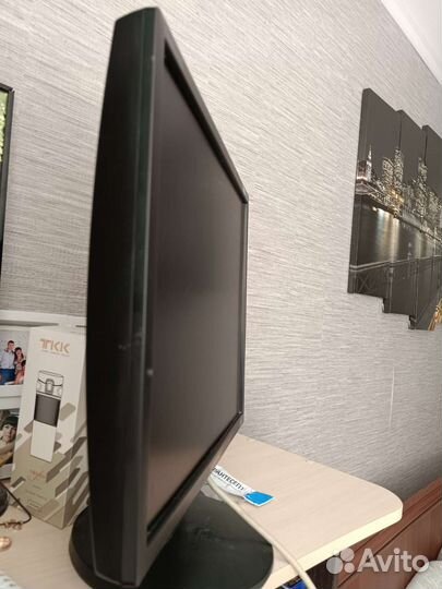 Монитор Samsung