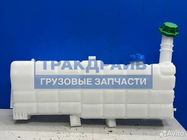 Расширительный бачок Мерседес Аксор Камаз 5490