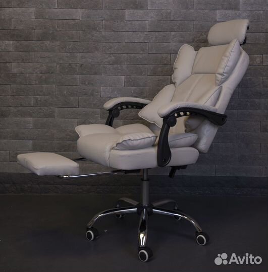 Компьютерное кресло офисное с функцией массажа