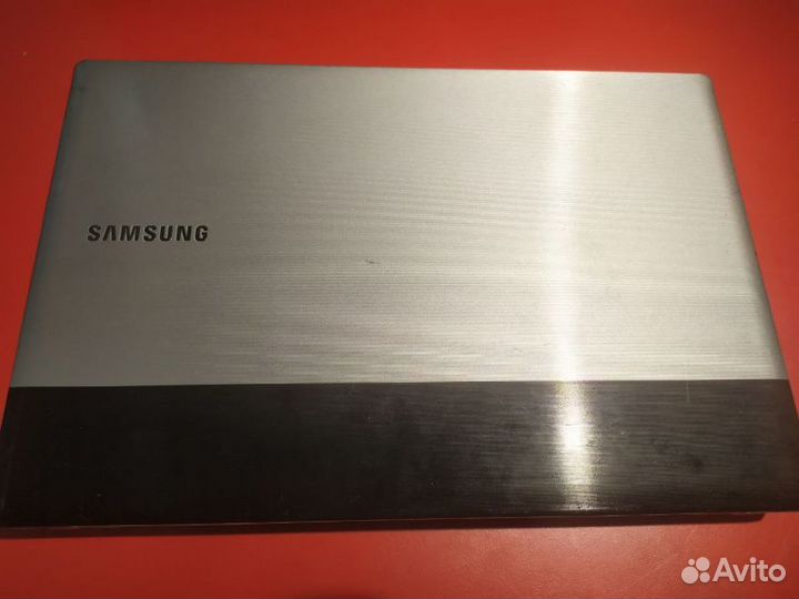 Ноутбук Samsung RV515