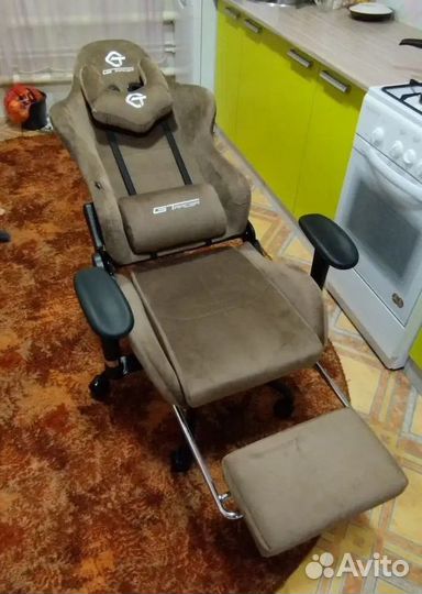 Компьютерное кресло офисное с функцией массажа