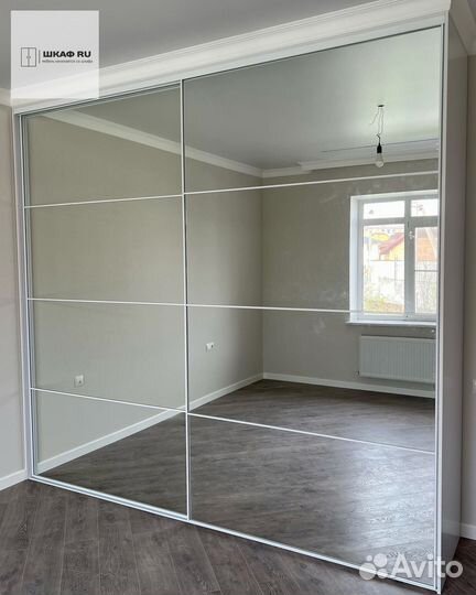 Шкаф стильный