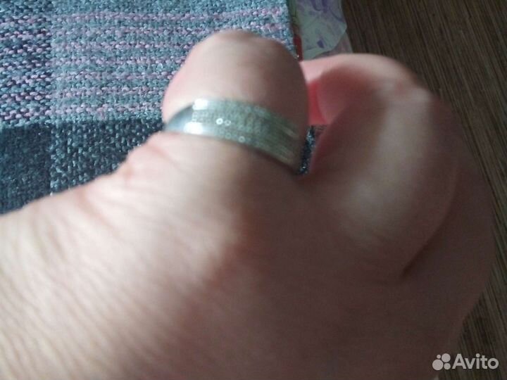 Серебряное кольцо с фианитами