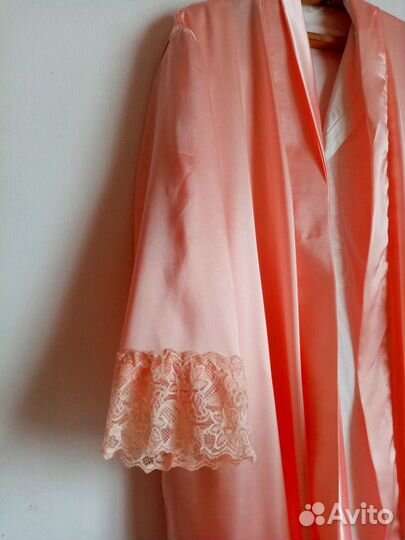 Халат атласный