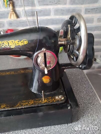 Швейная машина подольская