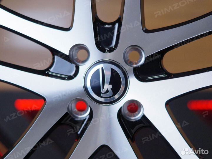 Литые диски Рельсы R17 на Solaris. Арт766