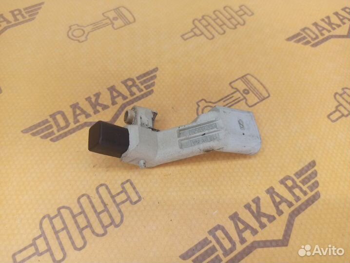 Датчик положения коленвала Volkswagen Tiguan 5N1