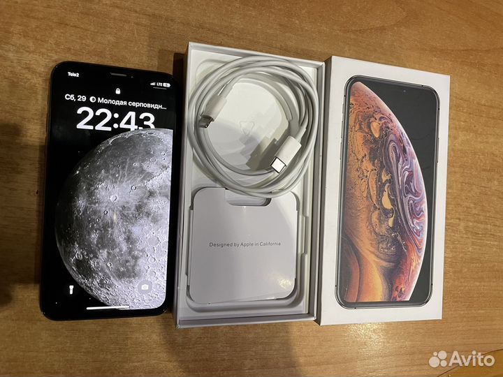 iPhone Xs 64 gb