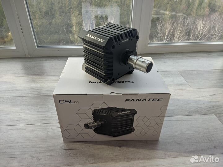 Fanatec csl dd + руль 33см, хаб, педали + кокпит
