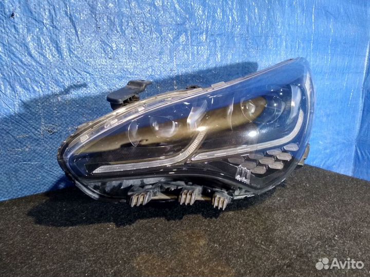 Фара левая Kia Stinger