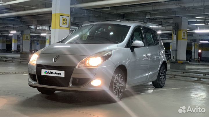 Renault Scenic 1.6 МТ, 2010, 252 000 км