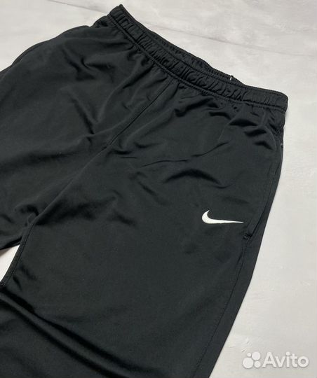 Широкие спортивные штаны Nike оригинал