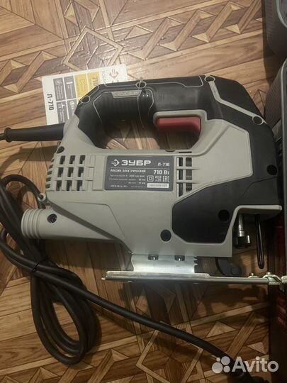 Шуруповерт, лобзик зубр