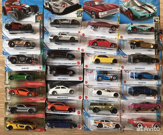 Hot wheels модели 1/64