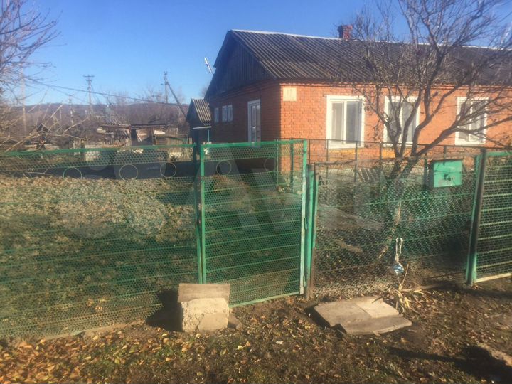 Дом 61 м² на участке 10 сот.