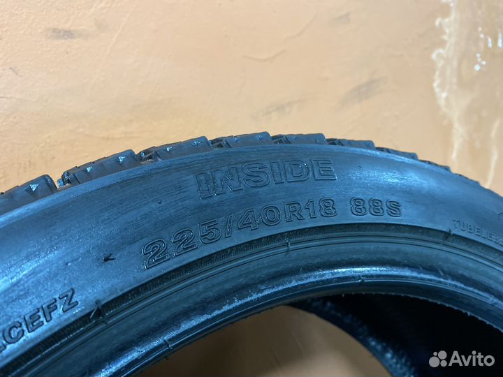 Bridgestone Blizzak Ice 225/40 R18 88S