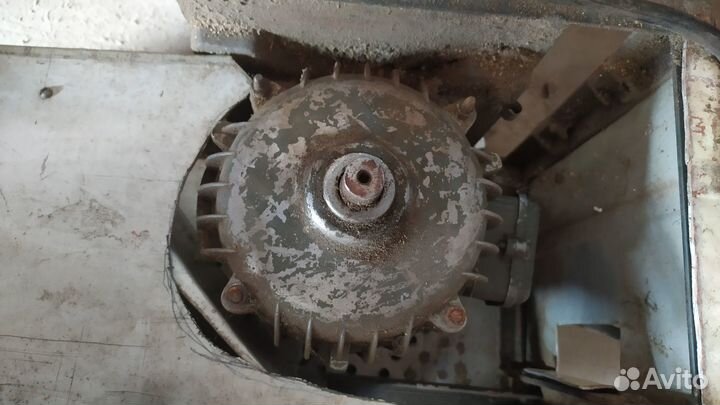 Циркулярная пила станок