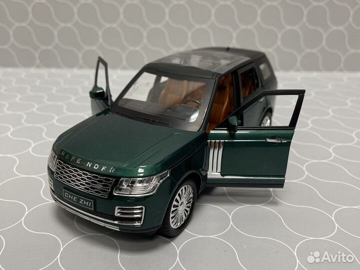 Металлическая модель Range Rover 1:24