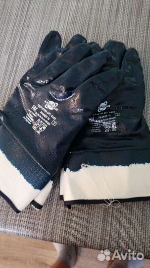 Перчатки бензостойкие