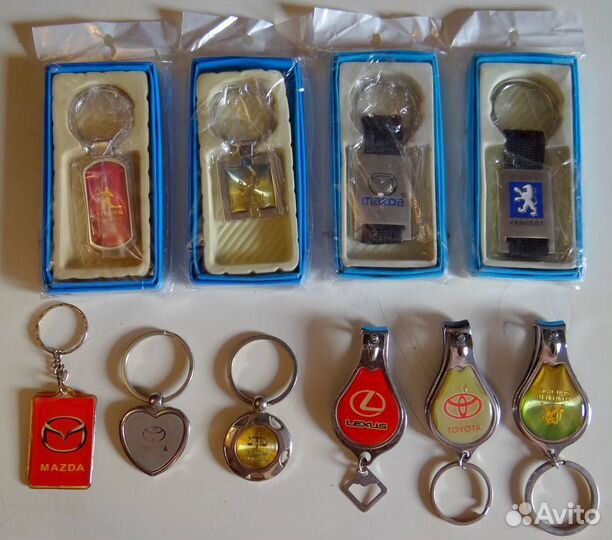 Брелки с именами, знаки зодиака, марка авто и др