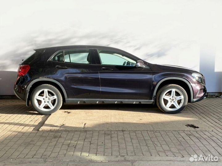 Mercedes-Benz GLA-класс 2.0 AMT, 2015, 80 210 км