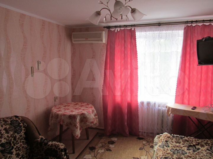 2-к. квартира, 40 м², 2/8 эт.
