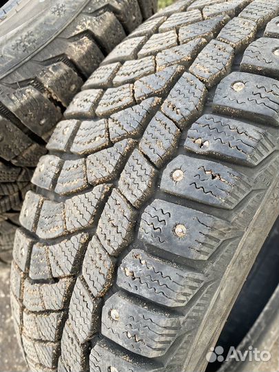 Viatti Brina Nordico V-522 185/60 R15 28M