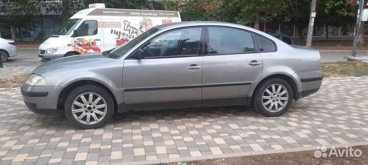 Volkswagen Passat 1.6 МТ, 2004, 220 000 км