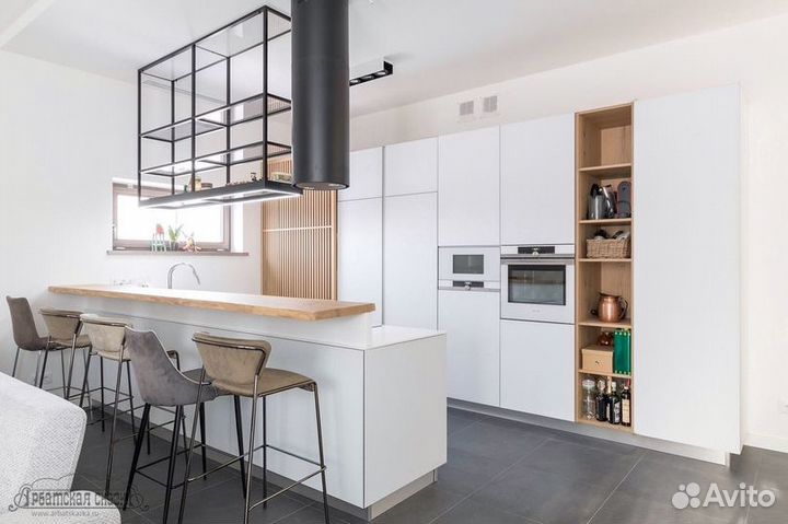 Готовая кухня с островом