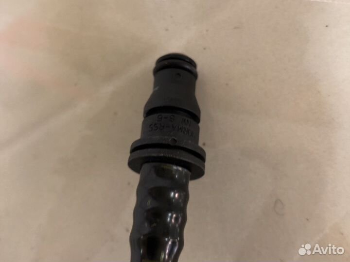 Трубка на Mercedes W222 A2225018201