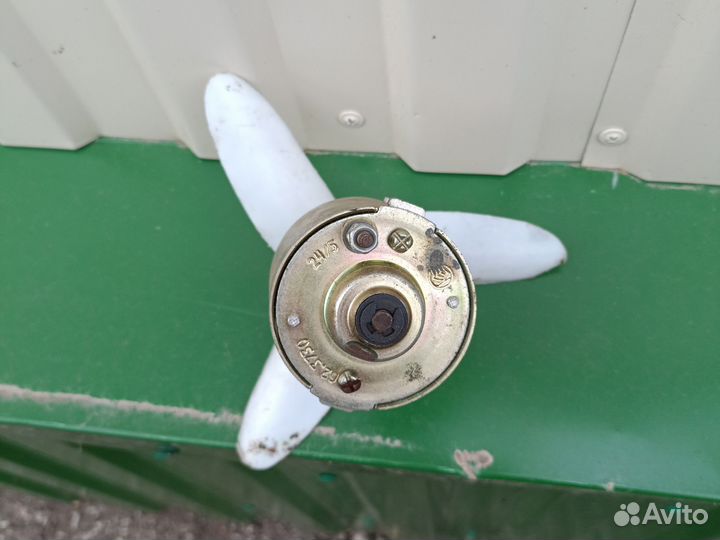 Вентилятор автомобильный для салона