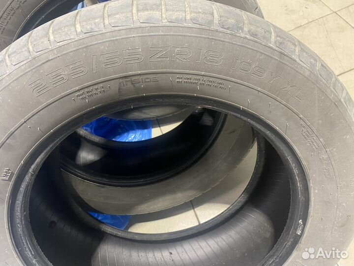 Nokian Tyres Hakka Black SUV 255/55 R18