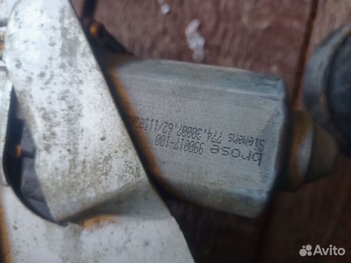 Стеклоподъемник передний правый Opel Omega B рест