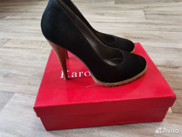 Туфли женские 38 размер черные на каблуке