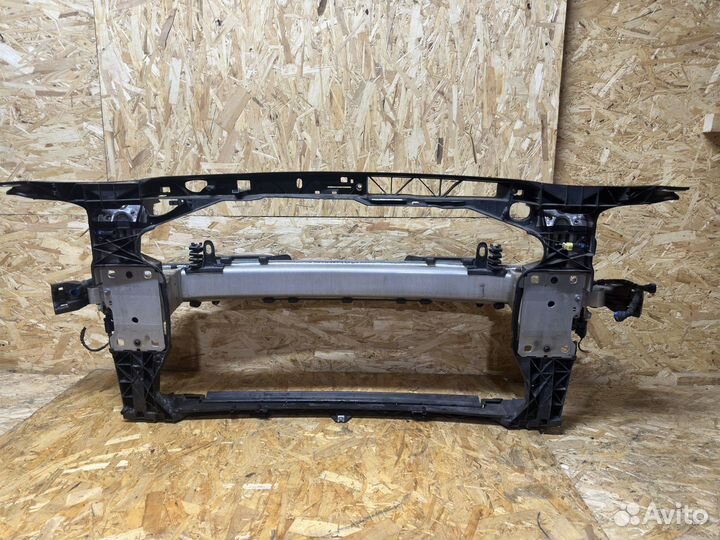 Панель передняя телевизор Audi A4 B9 2018 в сборе