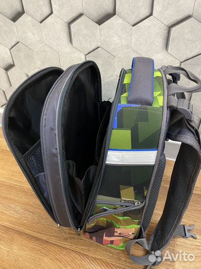 Рюкзак школьный для мальчика ортопедический