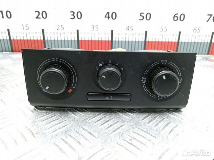 Блок управления печки / климат-контроля Skoda