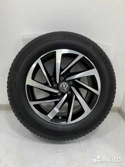 R17 Michelin X-Ice XI3 215/65, PCD 5x112 DIA 57.1