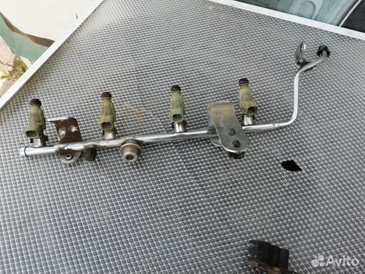 Топливная Рампа Додж Стратус 2004 г.в