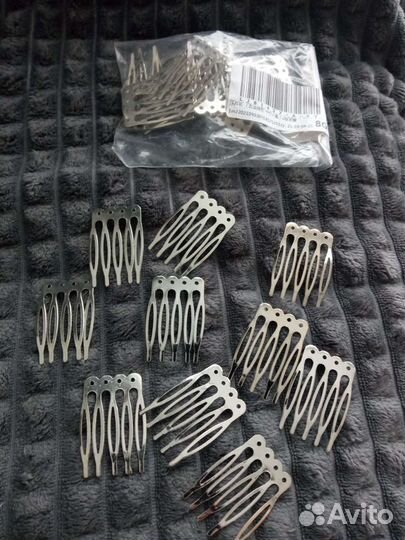 Заколка на волосы